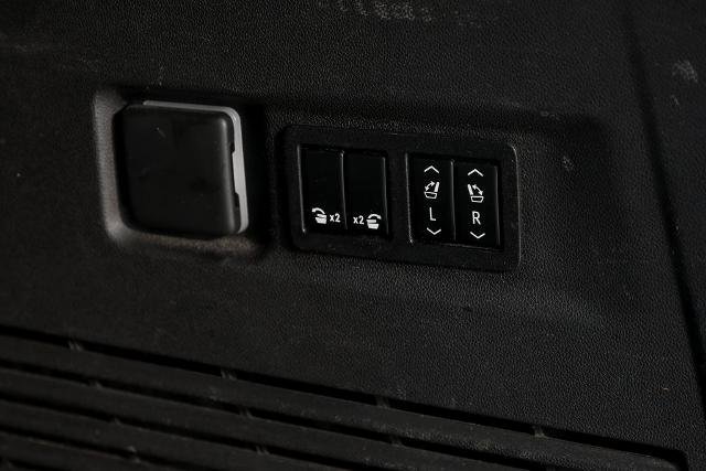 Used 2022 GMC Yukon XL Denali image 20