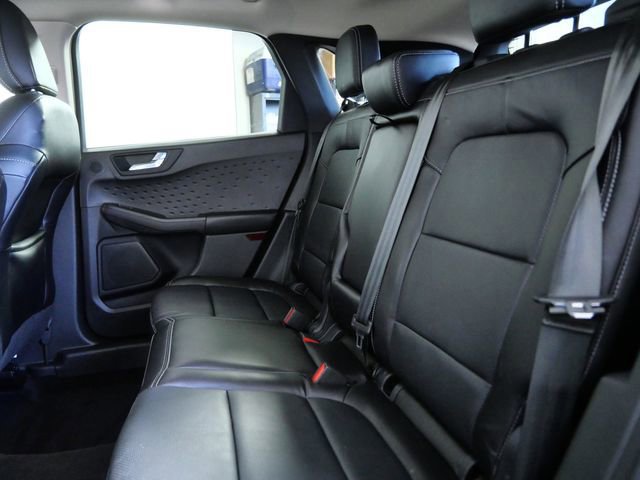 Certified 2020 Ford Escape Titanium image 15