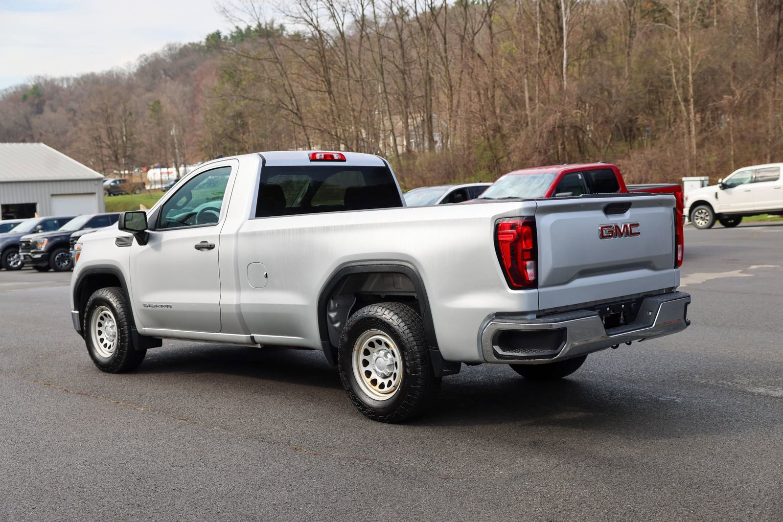 Used 2021 GMC Sierra 1500 2WD Regular Cab w/ Convenience Package image 7