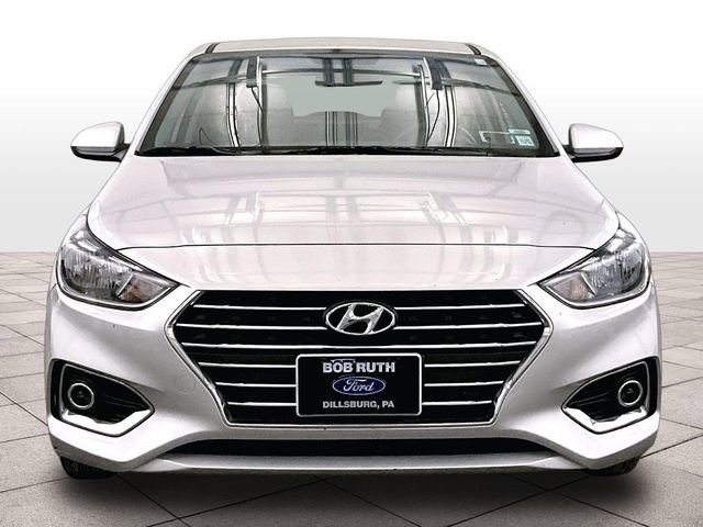 Used 2022 Hyundai Accent SEL FWD image 3