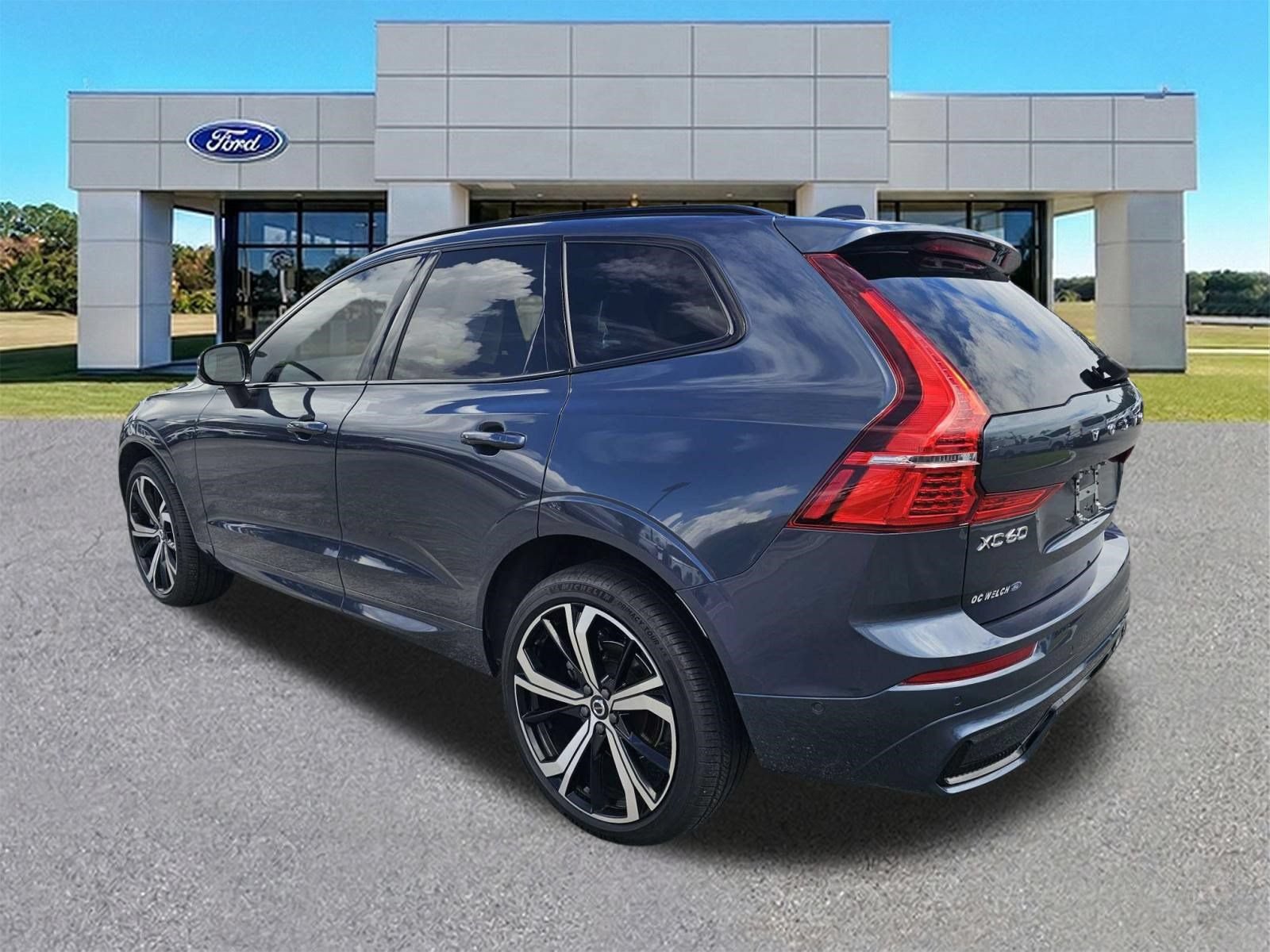 Used 2024 Volvo XC60 B5 Ultimate AWD/4WD image 6