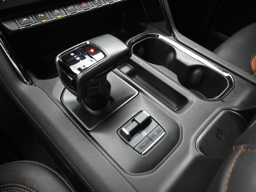 Used 2022 GMC Sierra 1500 AT4 w/ AT4 Premium Package image 31