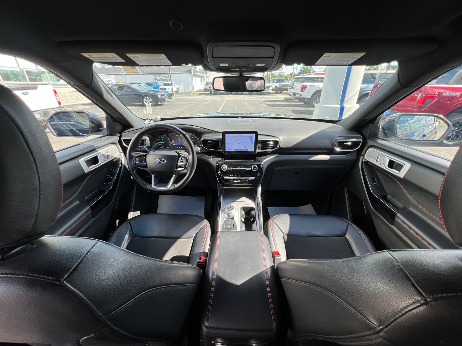 Certified 2023 Ford Explorer ST-Line AWD/4WD image 45