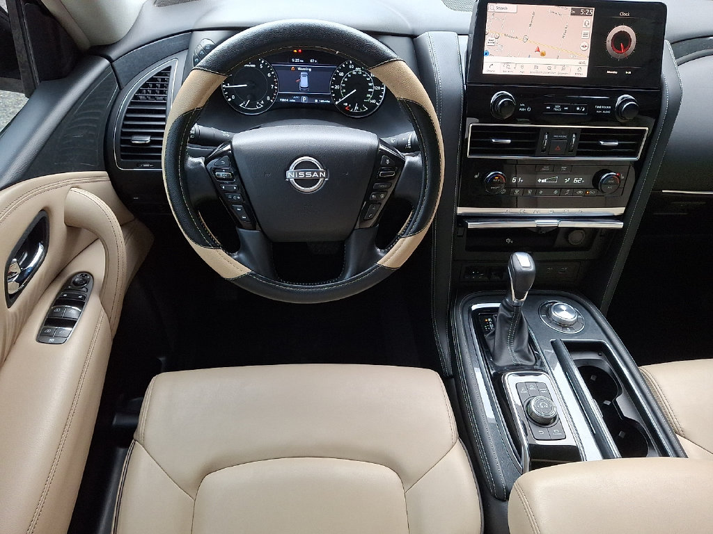 Used 2021 Nissan Armada SV w/ SV Appearance Package AWD/4WD image 12