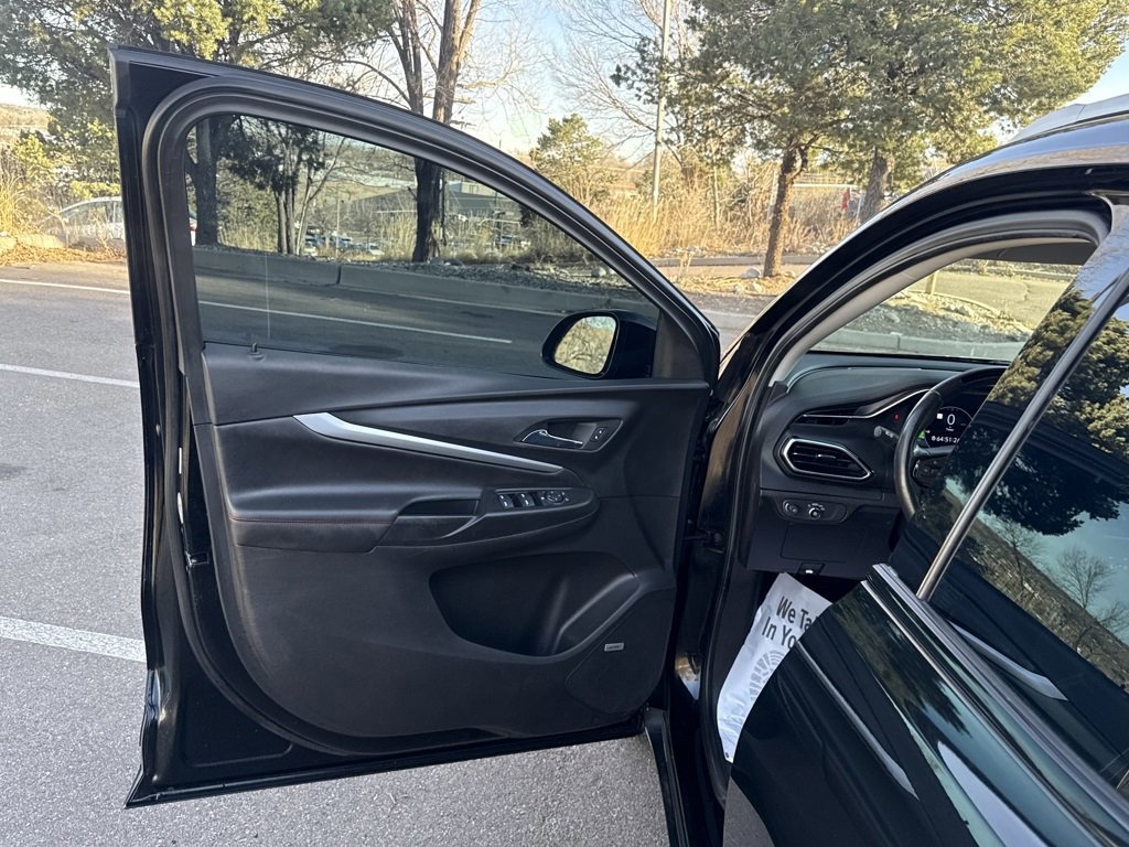 Used 2023 Chevrolet Bolt EUV Premier w/ Sun & Sound Package image 12