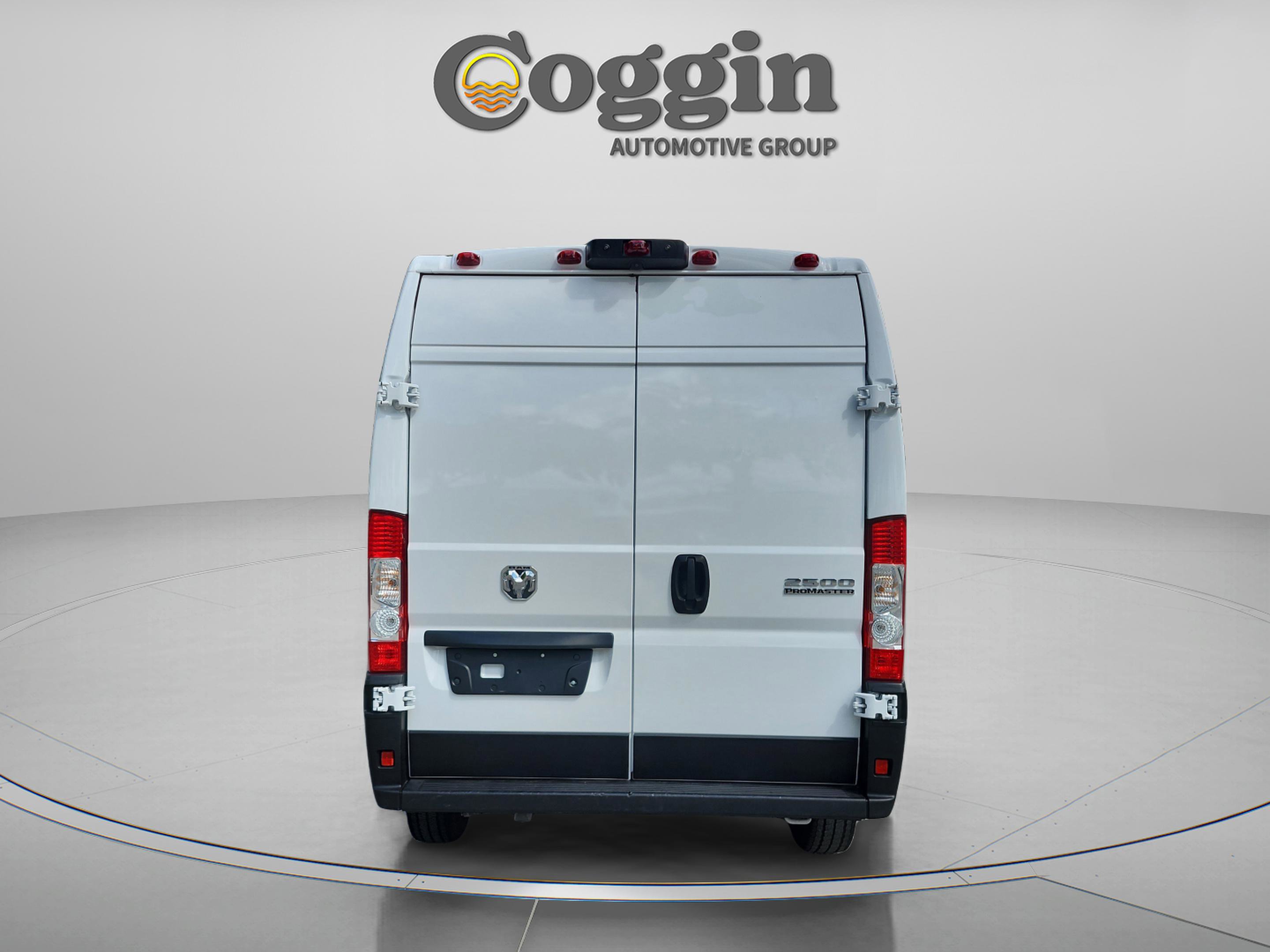 Used 2025 RAM ProMaster 2500 w/ Convenience Group FWD image 4