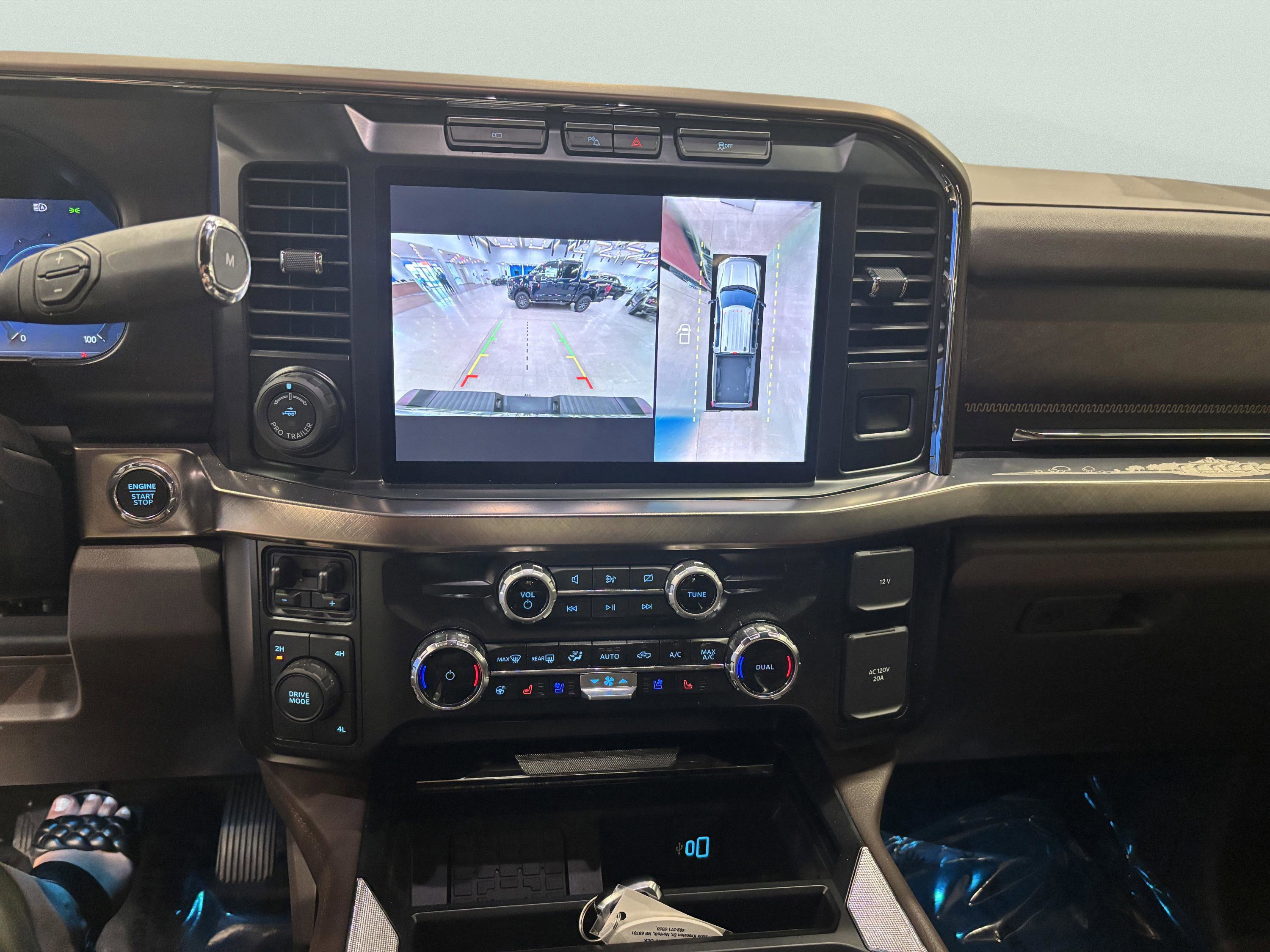 Certified 2024 Ford F350 King Ranch image 24