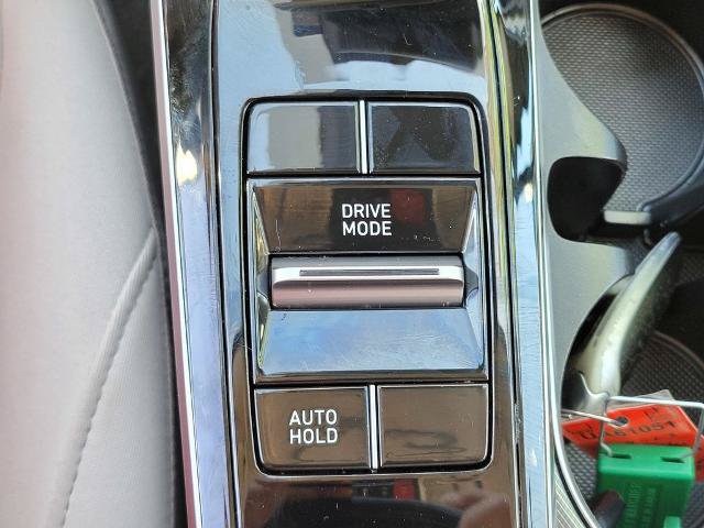 Used 2023 Hyundai Sonata SEL w/ Preferred Accessory Package FWD image 22