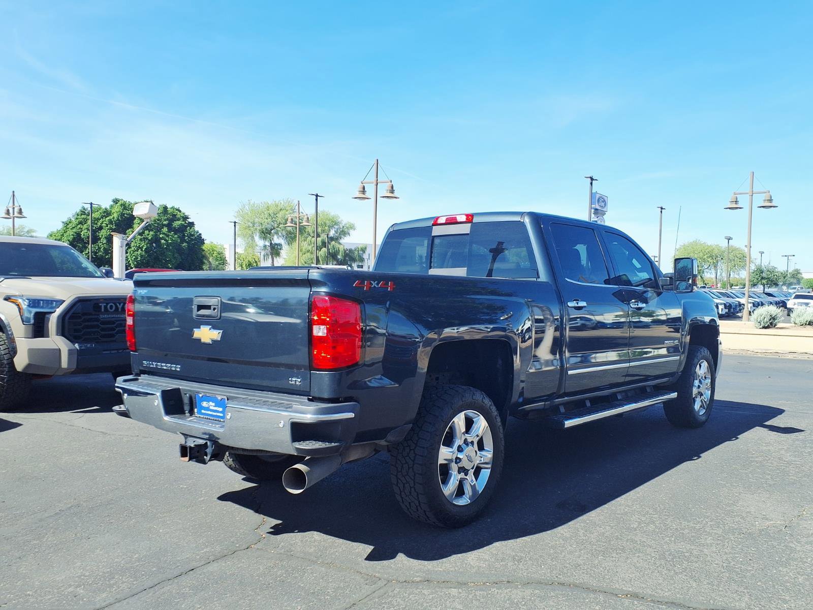 Used 2019 Chevrolet Silverado 2500 LTZ w/ Duramax Plus Package AWD/4WD image 8