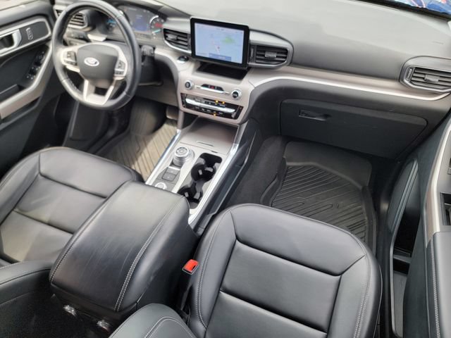 Certified 2023 Ford Explorer XLT w/ Equipment Group 202A AWD/4WD image 39
