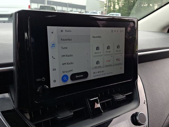 Used 2024 Toyota Corolla LE FWD image 16