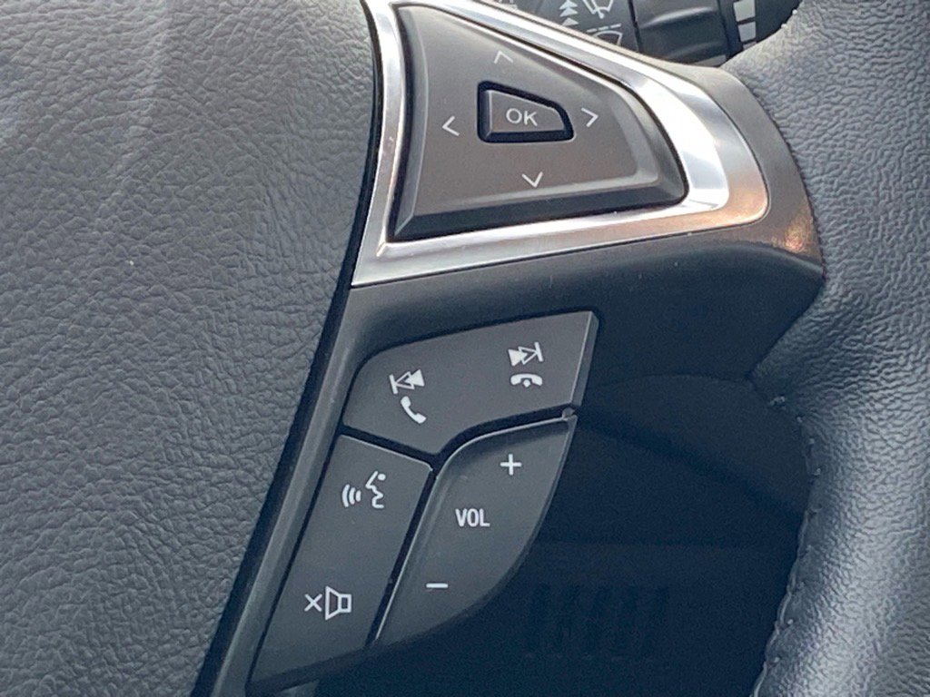 Certified 2024 Ford Edge SEL w/ Convenience Package image 9