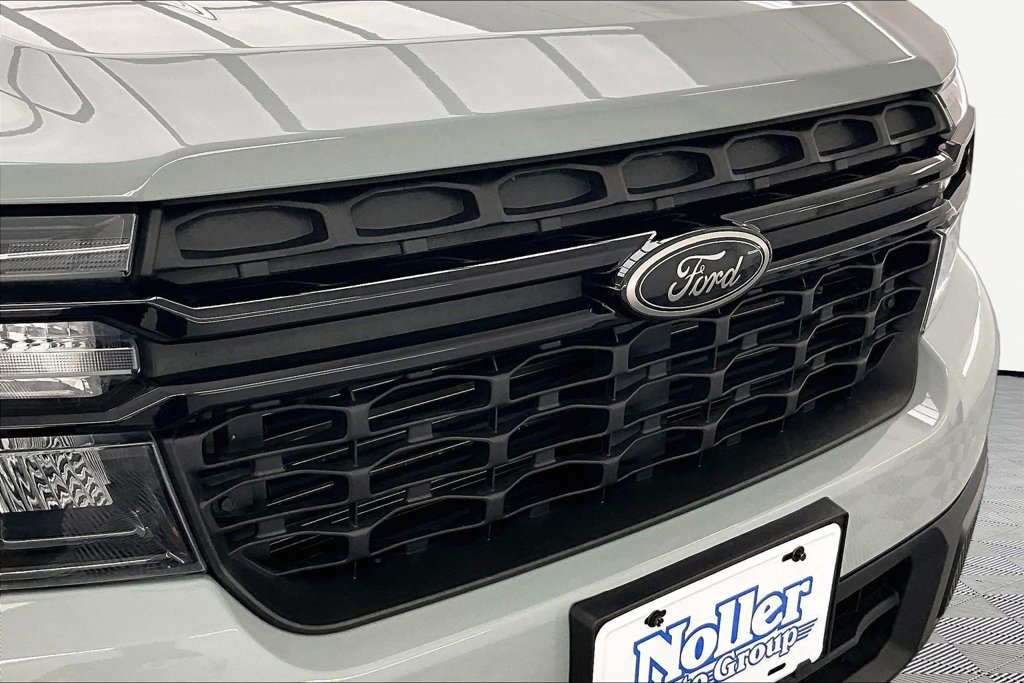 Certified 2024 Ford Maverick XLT w/ XLT Luxury Package AWD/4WD image 29