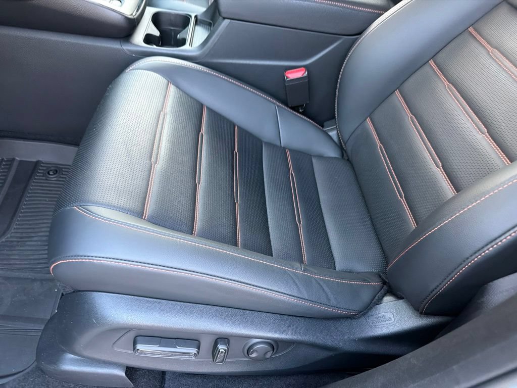 Used 2024 Honda CR-V Sport Touring image 8
