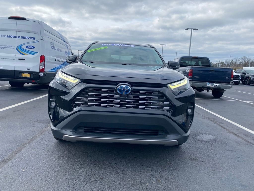 Used 2023 Toyota RAV4 Limited image 8