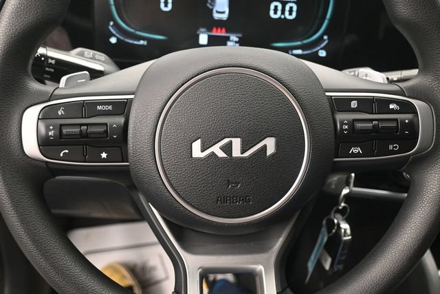Used 2025 Kia Sportage LX AWD/4WD image 10