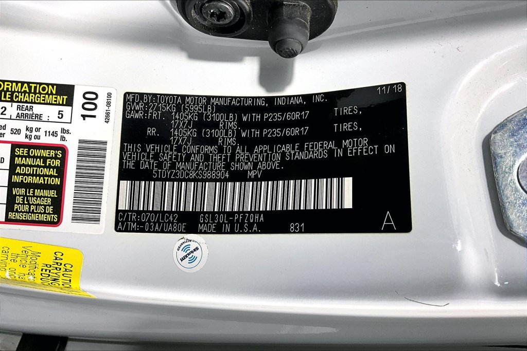 Used 2019 Toyota Sienna XLE w/ XLE Navigation Package FWD image 33