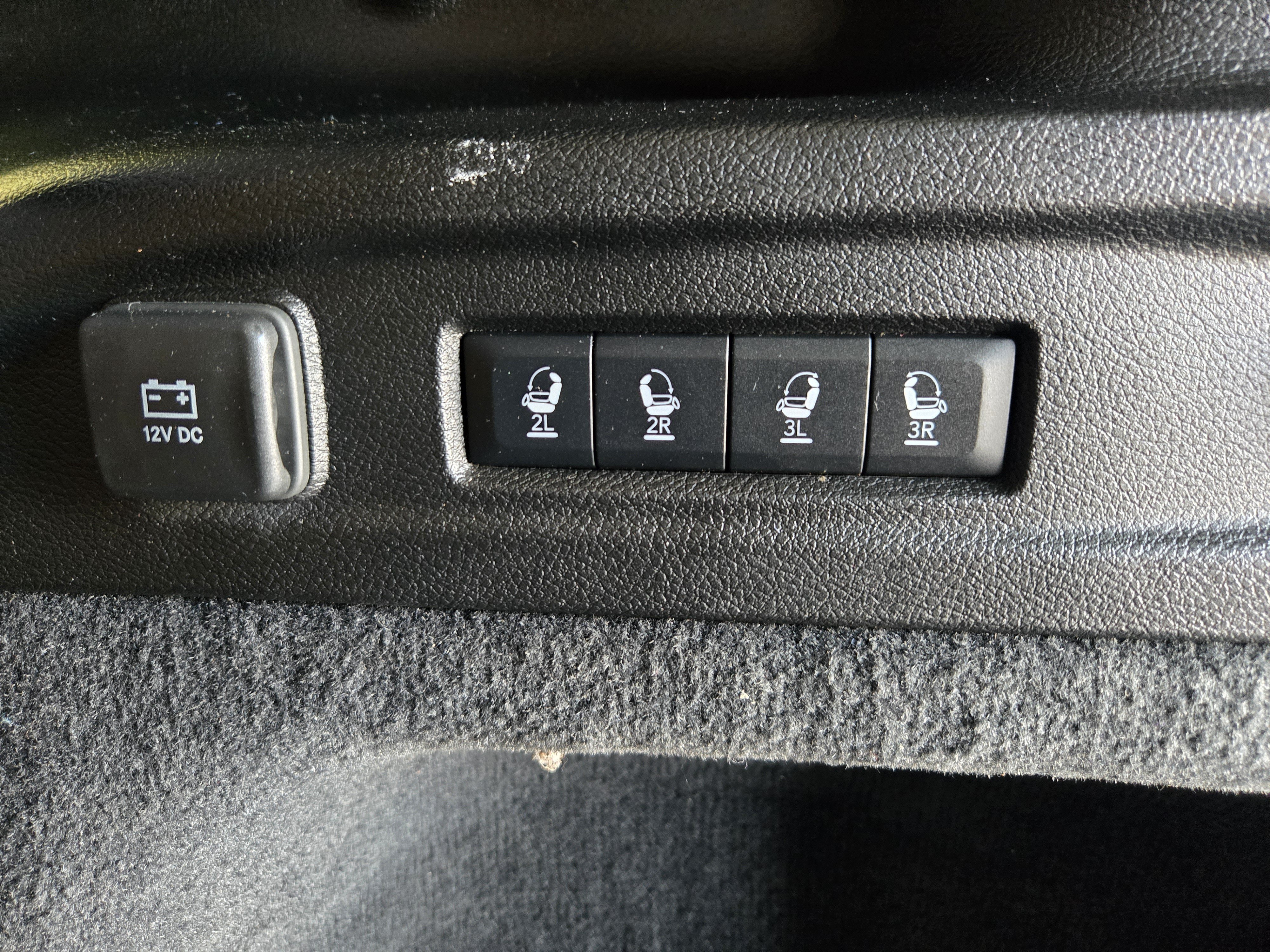 Used 2025 Jeep Grand Cherokee L Summit w/ Obsidian Package AWD/4WD image 39