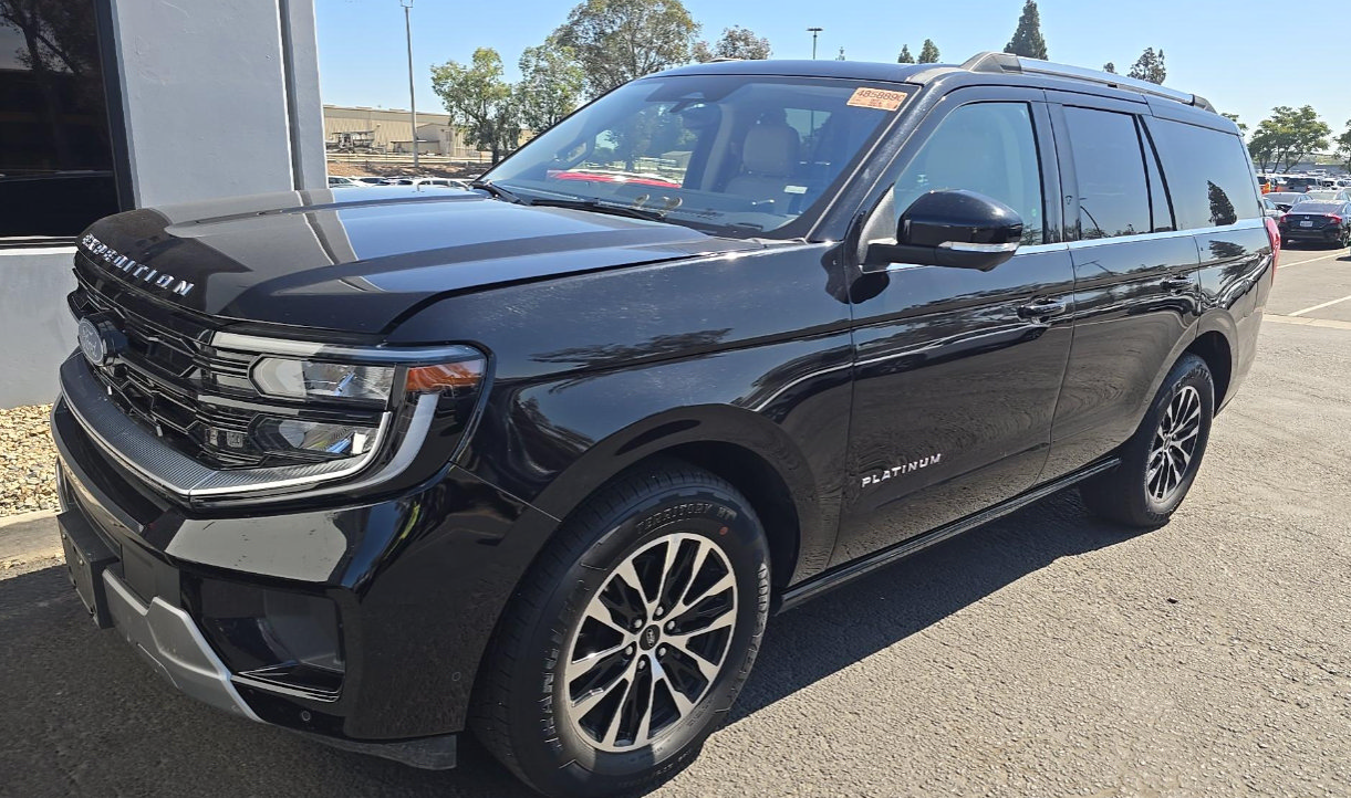 Certified 2025 Ford Expedition Platinum