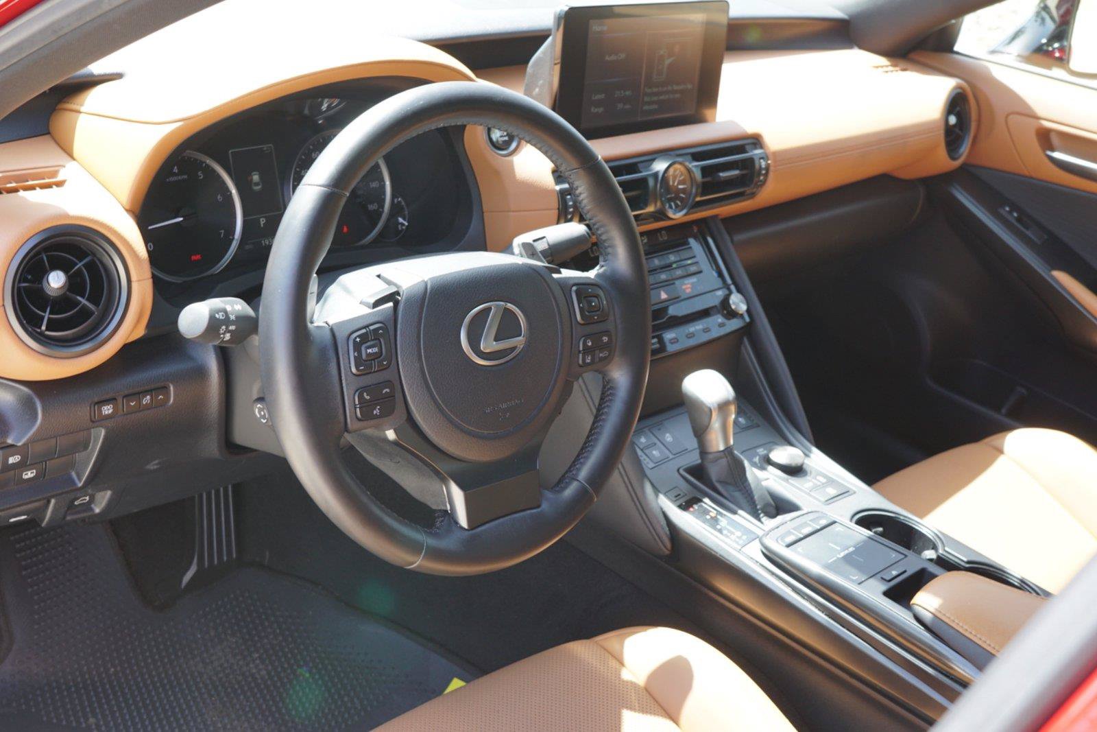 Used 2025 Lexus IS 300 w/ Premium Package RWD image 9