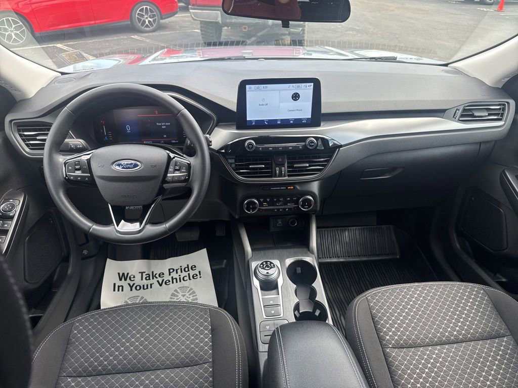 Certified 2023 Ford Escape Active AWD/4WD image 23