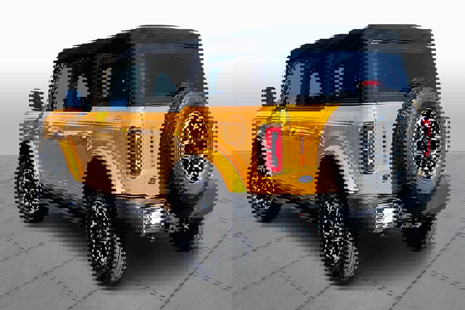 Certified 2022 Ford Bronco Outer Banks image 2