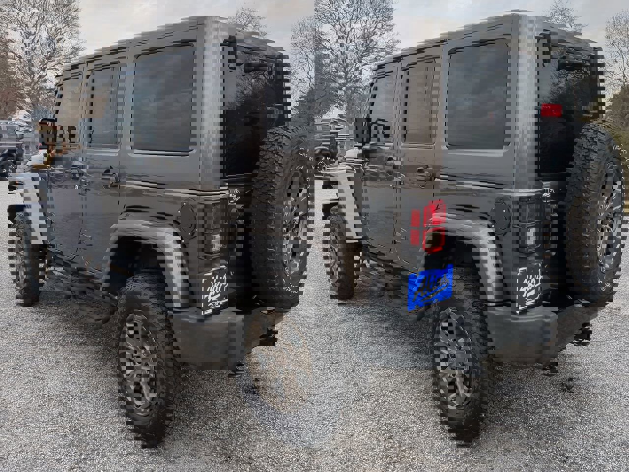 Used 2017 Jeep Wrangler Unlimited Sahara image 5