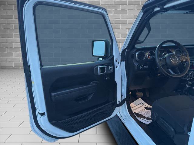 Used 2022 Jeep Wrangler Unlimited Sport image 13