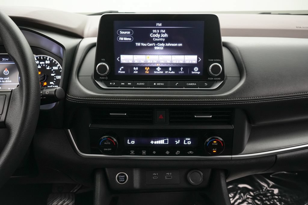 Used 2023 Nissan Rogue SV AWD/4WD image 15