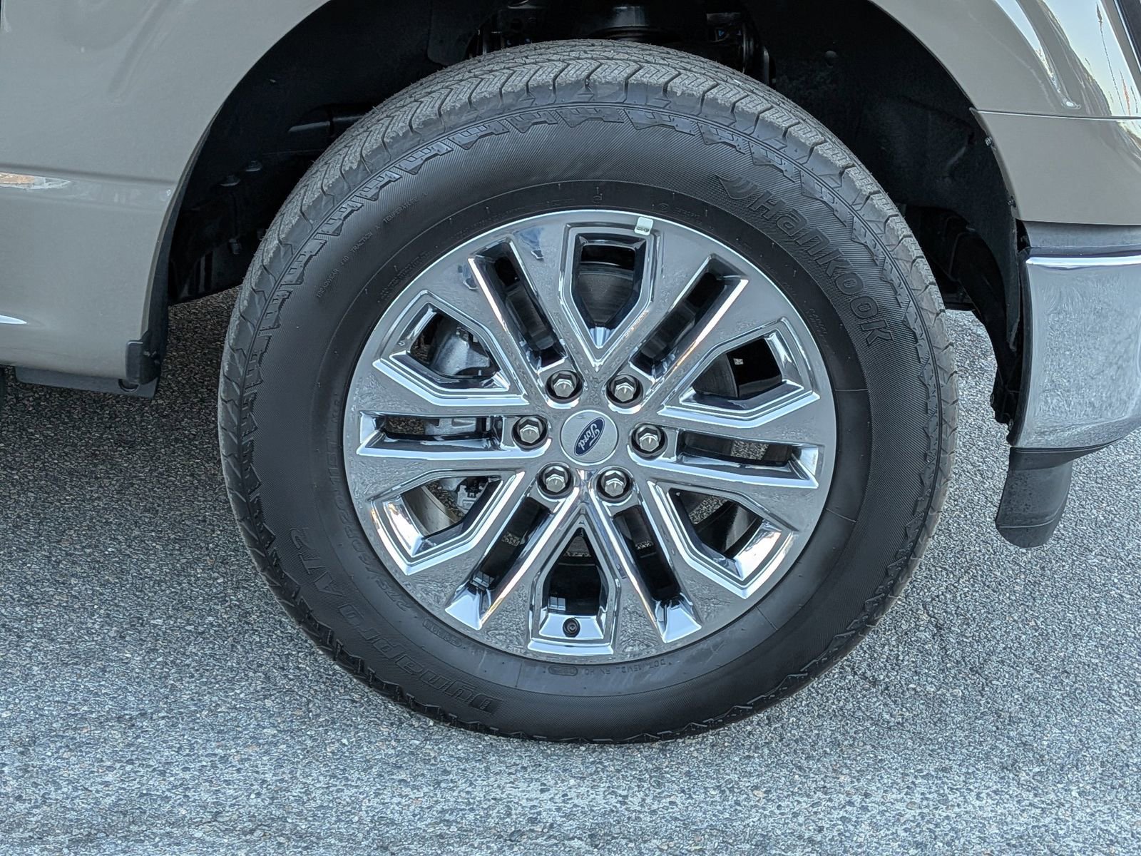 Certified 2025 Ford F150 Lariat w/ Equipment Group 501A Mid image 13