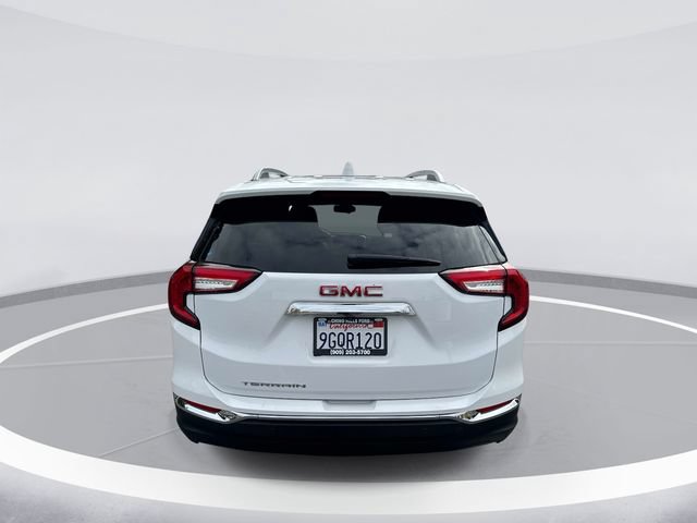 Used 2022 GMC Terrain SLT w/ Infotainment Package II FWD image 6
