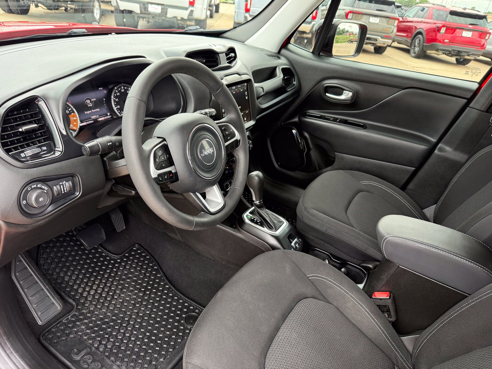 Used 2023 Jeep Renegade Altitude AWD/4WD image 11