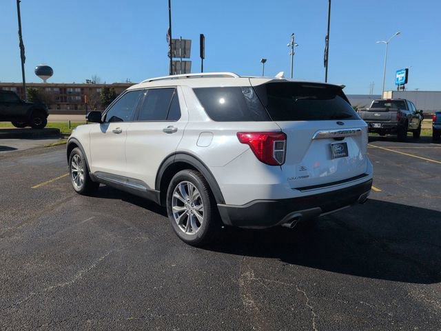 Certified 2022 Ford Explorer Limited w/ Equipment Group 301A image 2