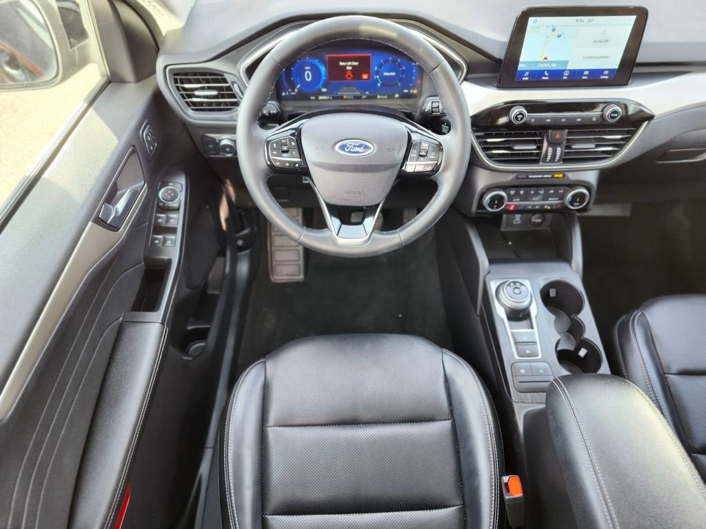 Certified 2022 Ford Escape SEL w/ Technology Package image 13