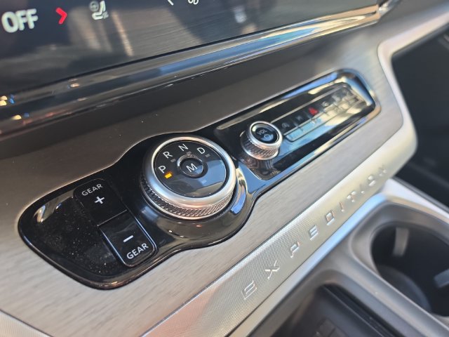 Certified 2025 Ford Expedition Max Platinum AWD/4WD image 15