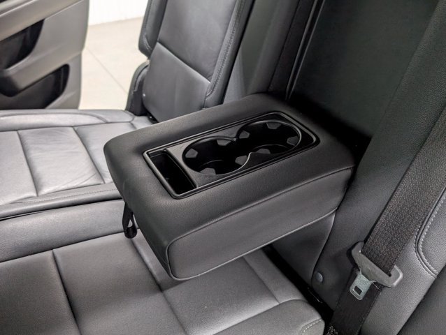 Used 2025 Chevrolet Tahoe LT AWD/4WD image 15