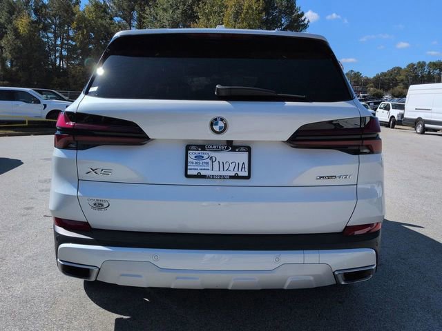 Used 2024 BMW X5 sDrive40i video 3