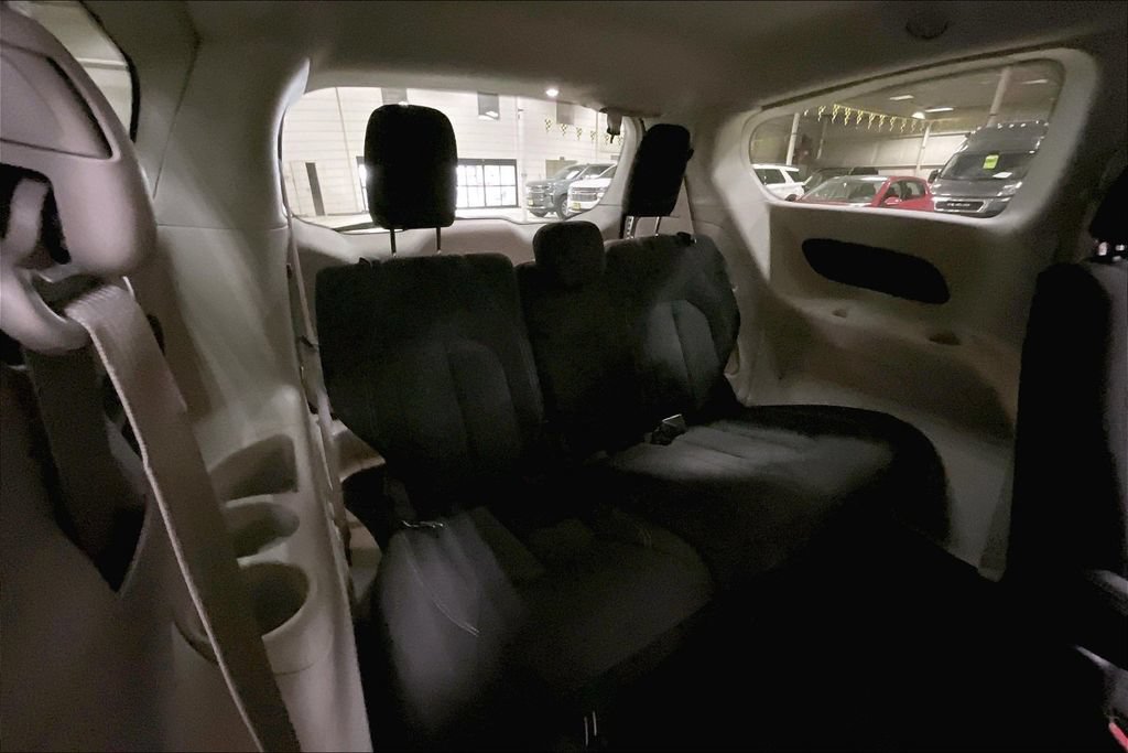 Used 2024 Chrysler Voyager LX FWD image 26