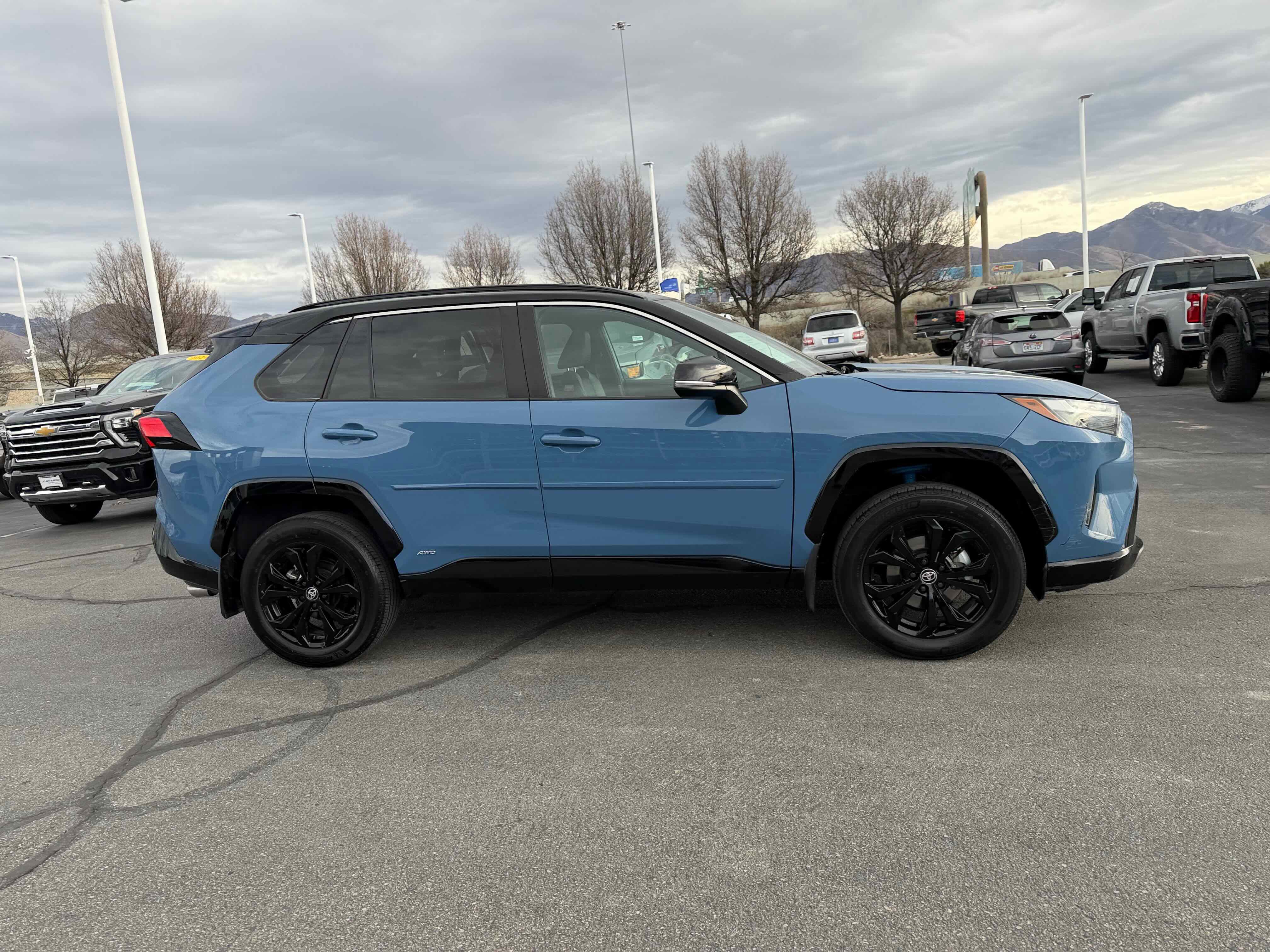 Used 2024 Toyota RAV4 XSE w/ Weather Package image 9