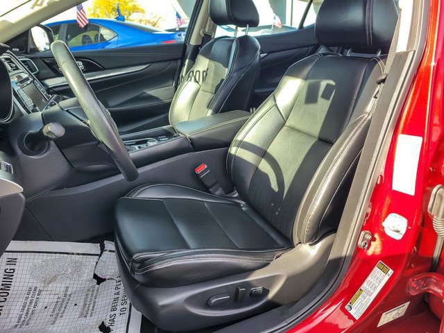 Used 2023 Nissan Maxima SL image 13