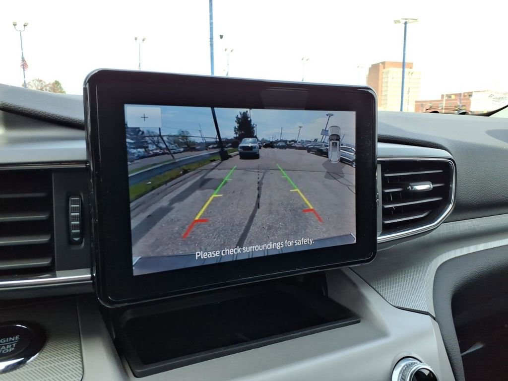 Certified 2024 Ford Explorer XLT w/ Equipment Group 202A AWD/4WD image 22