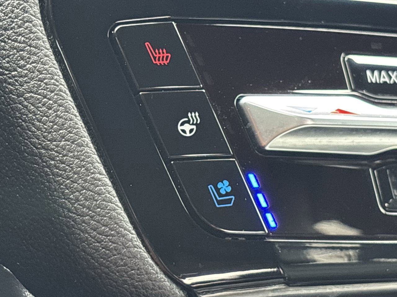 Certified 2023 Ford Explorer ST w/ Equipment Group 401A AWD/4WD image 33