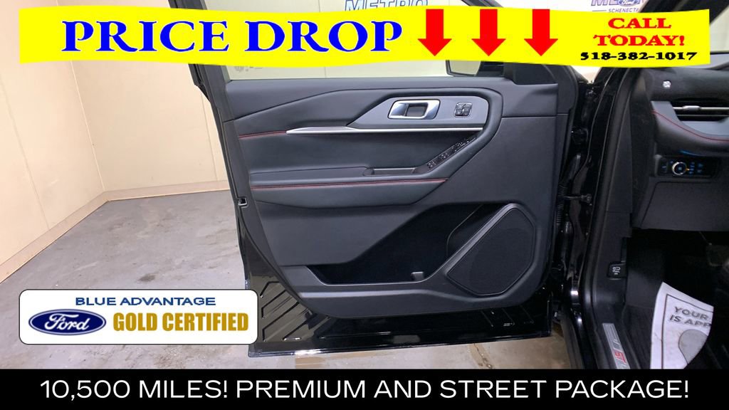 Certified 2025 Ford Explorer ST-Line w/ Premium Package AWD/4WD image 30