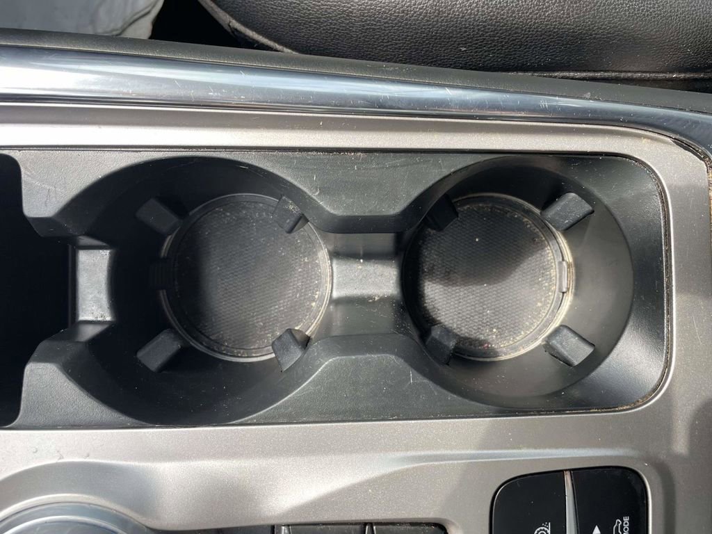 Certified 2021 Ford Explorer Limited w/ Equipment Group 301A image 18