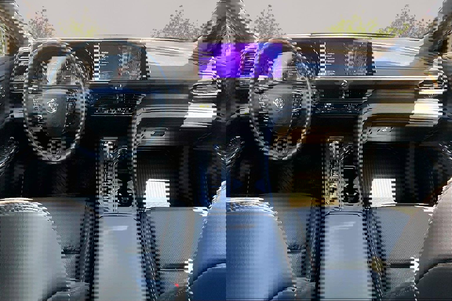 Used 2023 Toyota Crown Platinum image 16