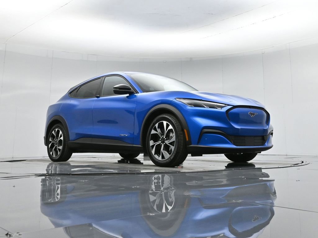 Certified 2025 Ford Mustang Mach-E Select w/ Comfort Package Lite image 8