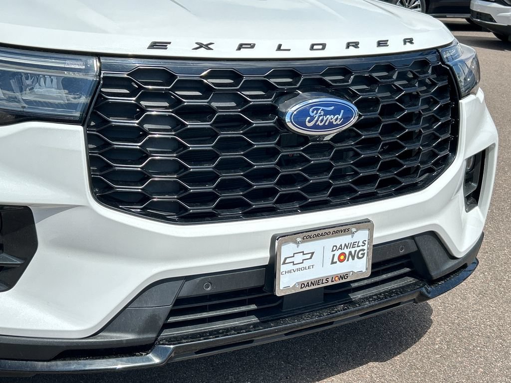 Certified 2025 Ford Explorer ST-Line w/ ST-Line Street Pack AWD/4WD image 25