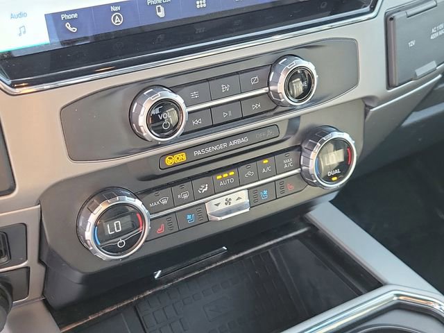 Certified 2022 Ford F350 Lariat w/ Tremor Off-Road Package AWD/4WD image 28