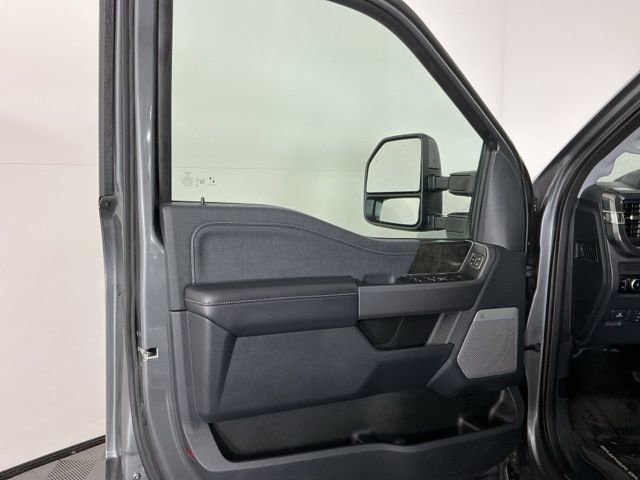 Certified 2025 Ford F350 Lariat w/ FX4 Off-Road Package AWD/4WD image 15