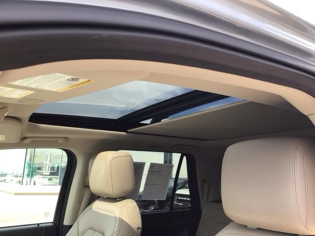 Certified 2023 Ford Expedition Max Limited AWD/4WD image 21